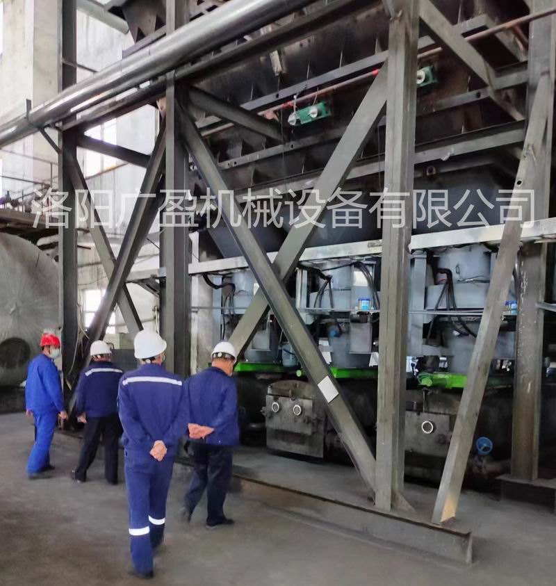 府谷項(xiàng)目煤倉清堵機(jī)安裝調(diào)試完成，運(yùn)行良好！